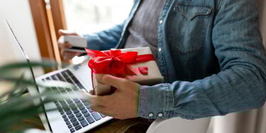 Article - All the Best Tech Gifts for Everyone on Your List