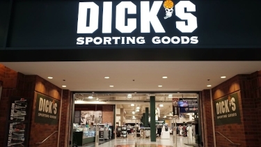 Article - Dick's Sporting Goods Announces it Will Stay Closed on Thanksgiving 2021