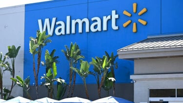 Article - Save on Patio Furniture, Vacuums, Playground Equipment and More at Walmart's Memorial Day Sale
