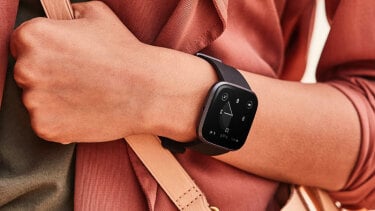 Article - Best Fitbit Fitness Tracker & Smartwatch Black Friday & Cyber Monday Deals 2023